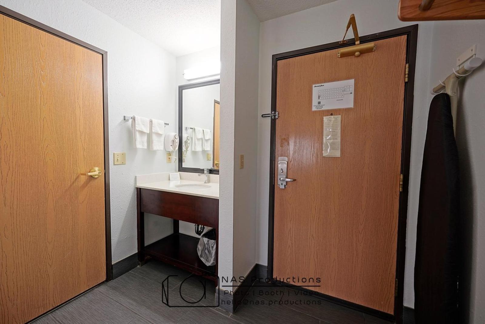 Quality Inn & Suites Harrington - Milford Eksteriør bilde