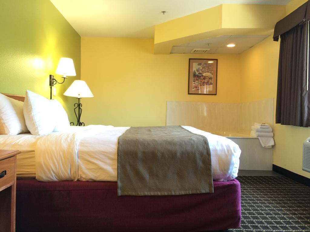 Quality Inn & Suites Harrington - Milford Eksteriør bilde